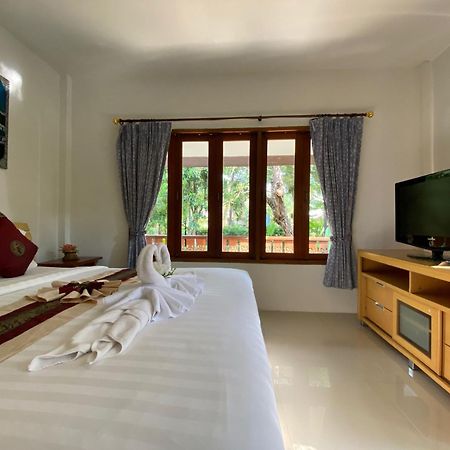 Yuwadee Resort Chalong Bagian luar foto