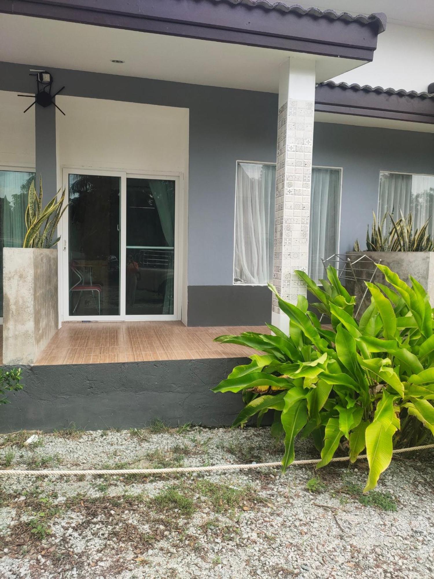 Yuwadee Resort Chalong Bagian luar foto