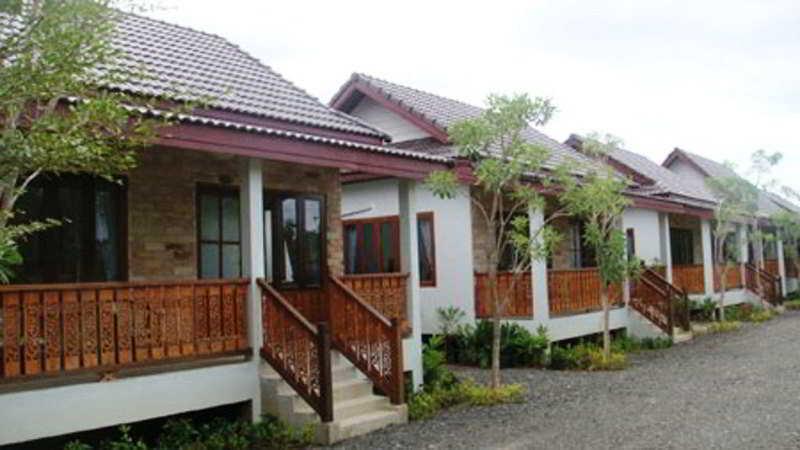 Yuwadee Resort Chalong Bagian luar foto