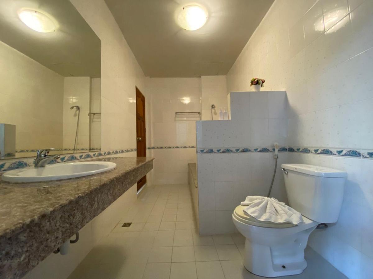 Yuwadee Resort Chalong Bagian luar foto